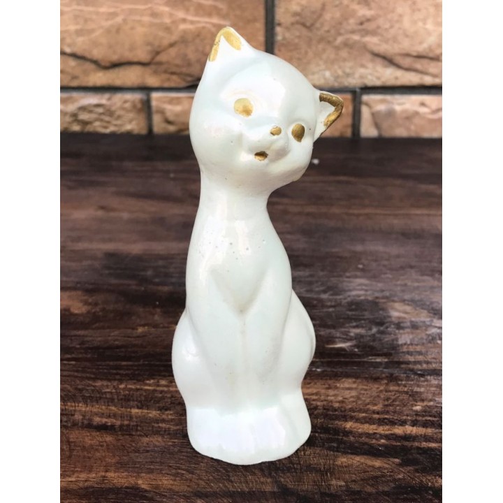 Статуэтка белого котёнка